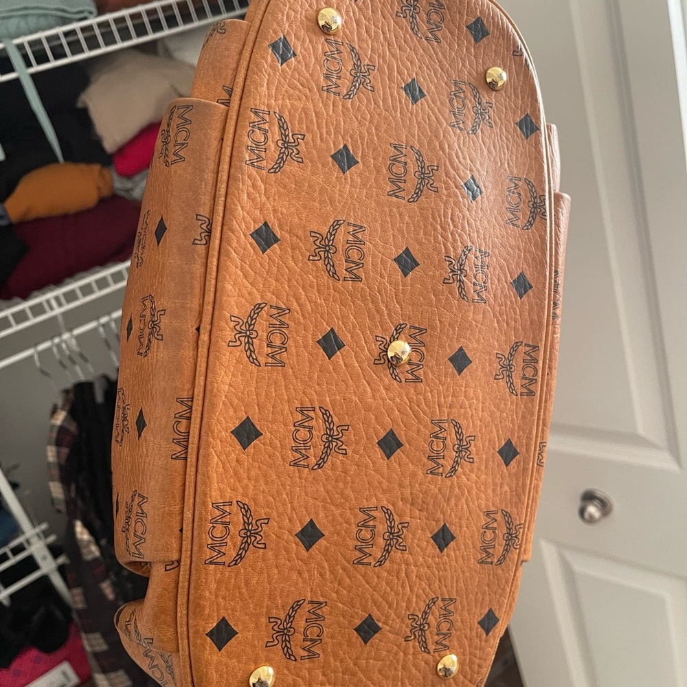 Authentic MCM bag - Picture 5 of 9